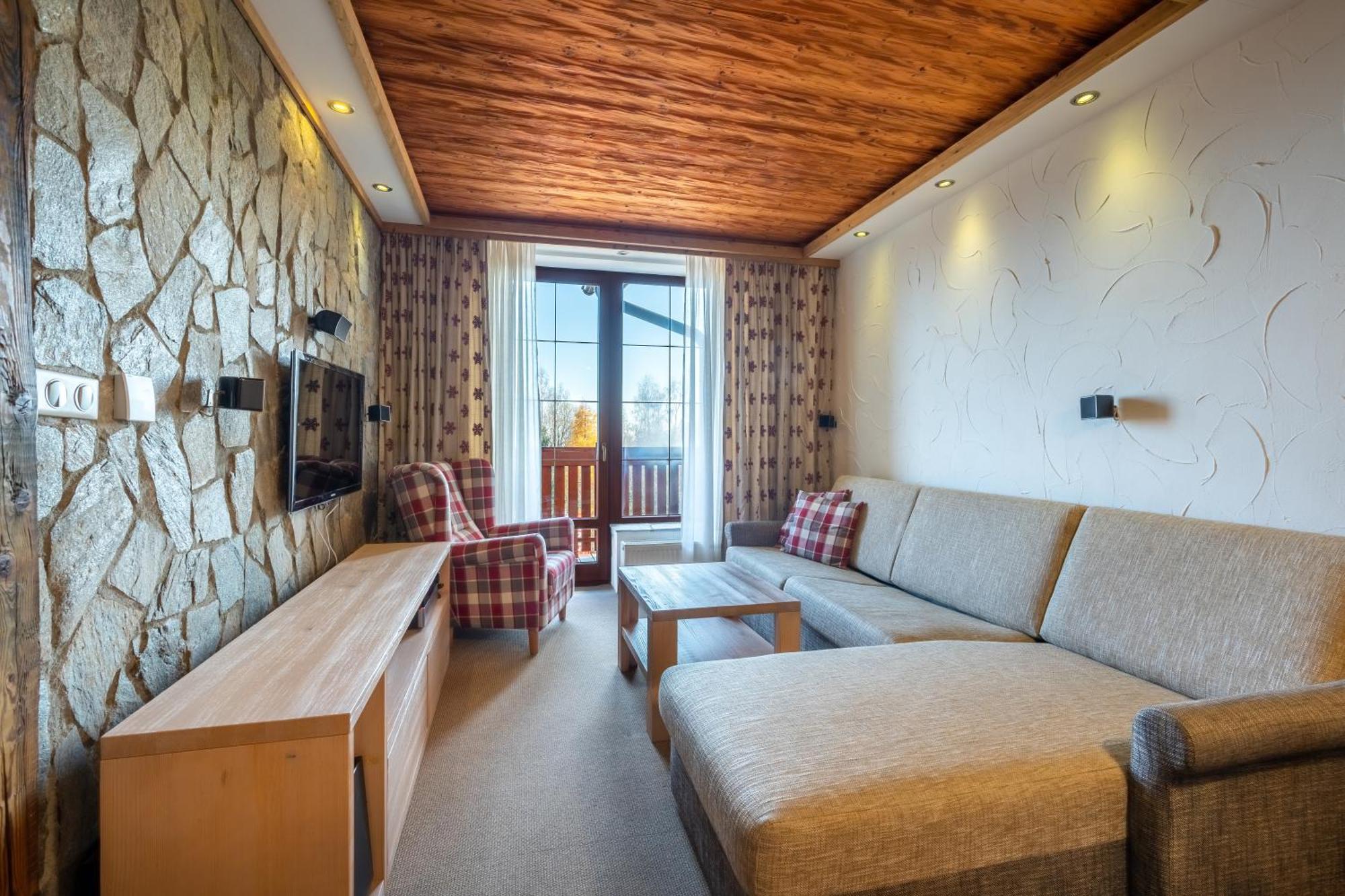 Hotel Kukucka Lomnica - Tatranská Lomnica Zimmer foto